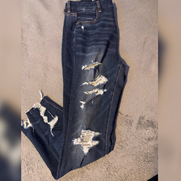 Jeans - Picture 2 of 4